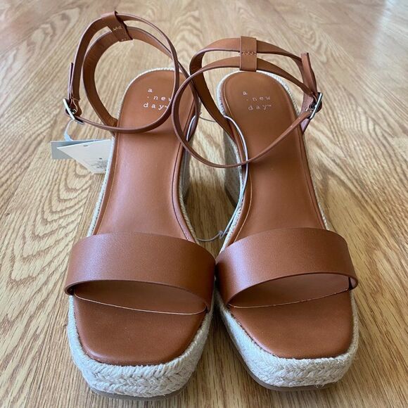 A New Day Tina Wedge Heel Sandal - Picture 2 of 9